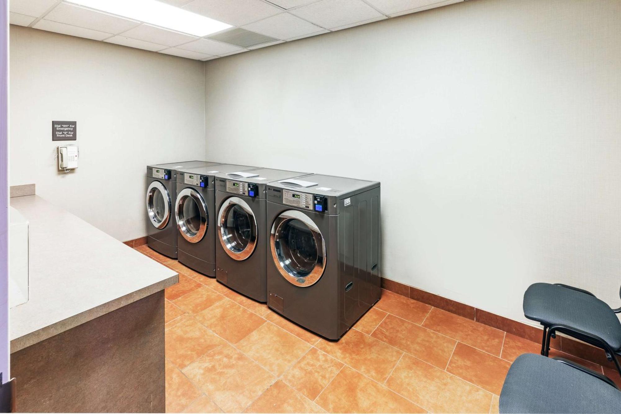 Hampton Inn Miami, Oklahoma מראה חיצוני תמונה